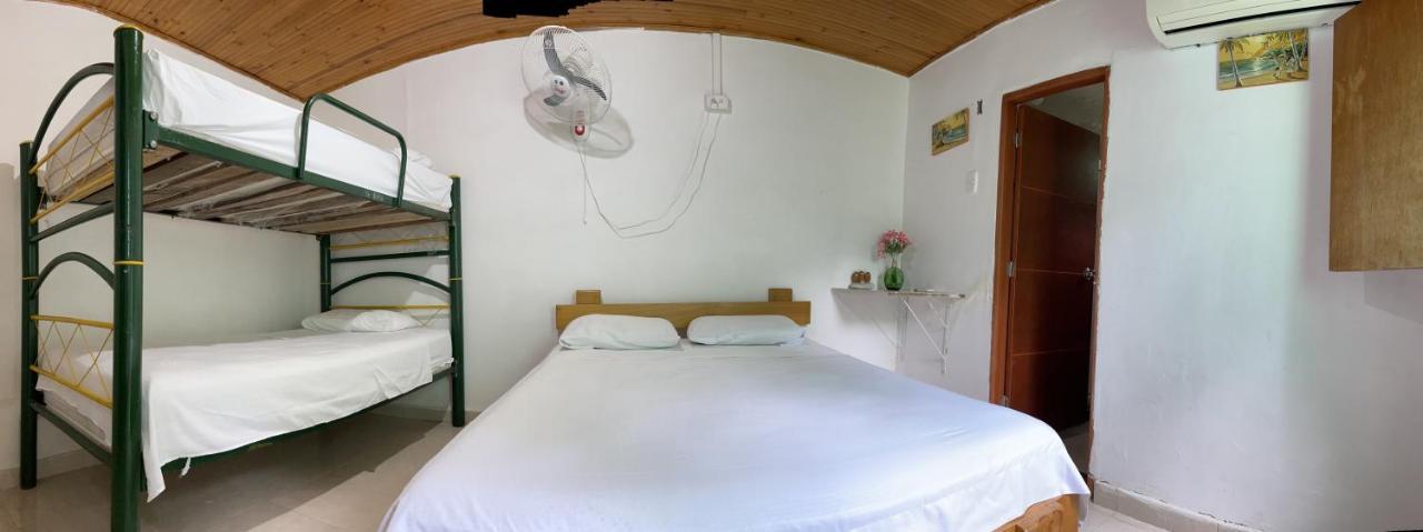 Ecohostal Palmares Del Rio Guachaca Ngoại thất bức ảnh